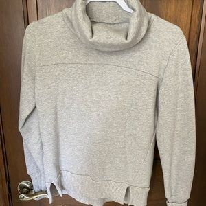 Alo Yoga turtleneck sweater